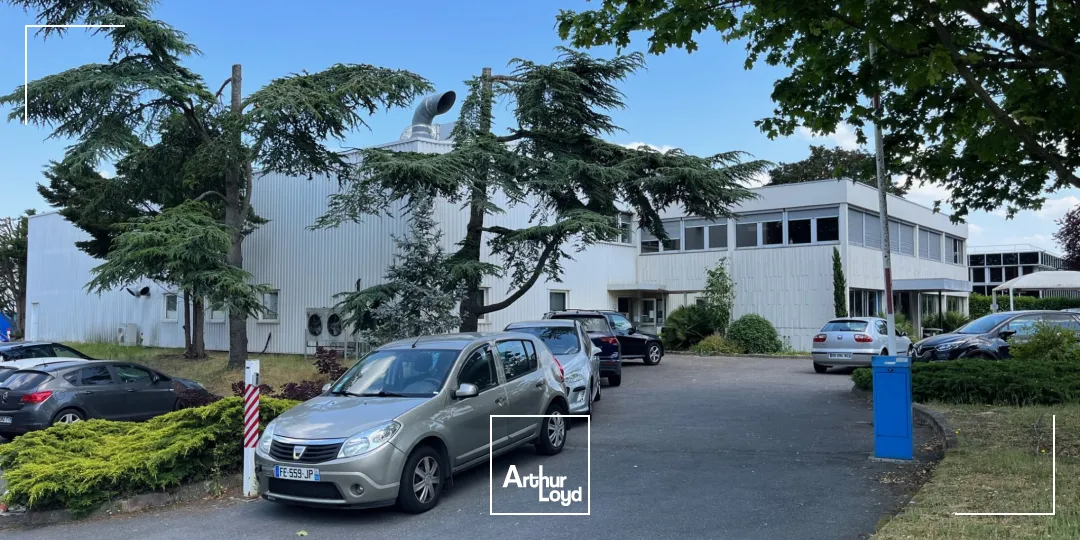 BATIMENT INDEPENDANT A LOUER - SAINT OUEN L'AUMONE