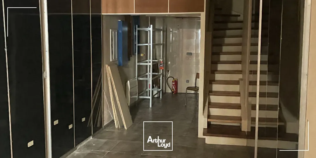 A LOUER - Centre-ville de LIMOGES - Local Commercial avec extraction