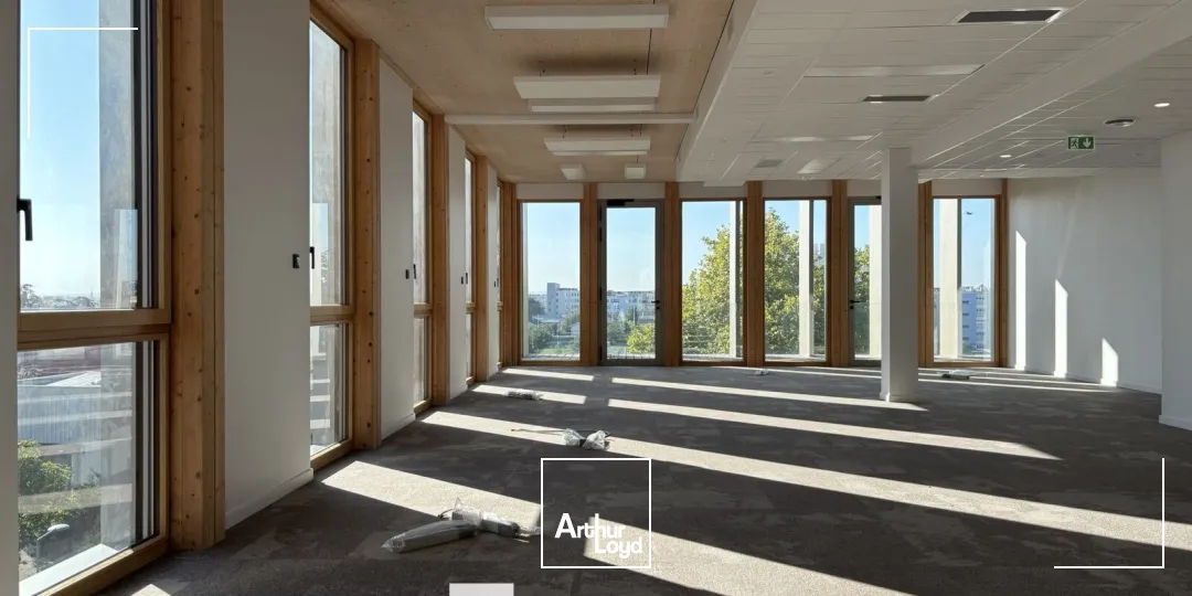 A louer - EASTWOOD - Bureaux neufs - Vaulx-en-Velin 