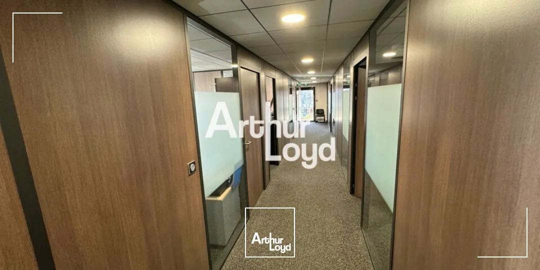 Bureaux de standing à louer 257 m² en étage - Biot