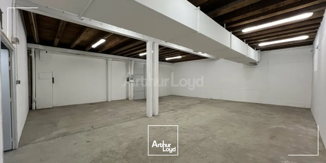 LOCAL D'ACTIVITE - ENTREPOT à LOUER de 95 m²