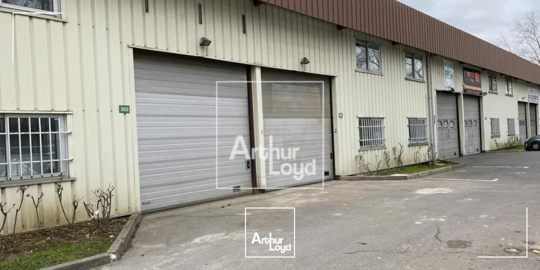 PETIT ENTREPOT LISSES A LOUER