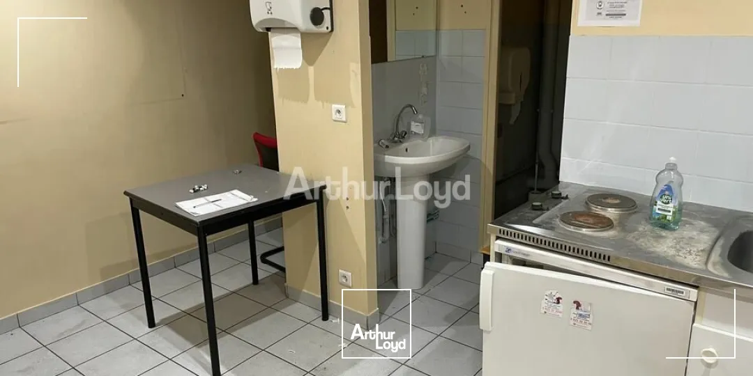 Local Commercial 147 m2 sur axe passant