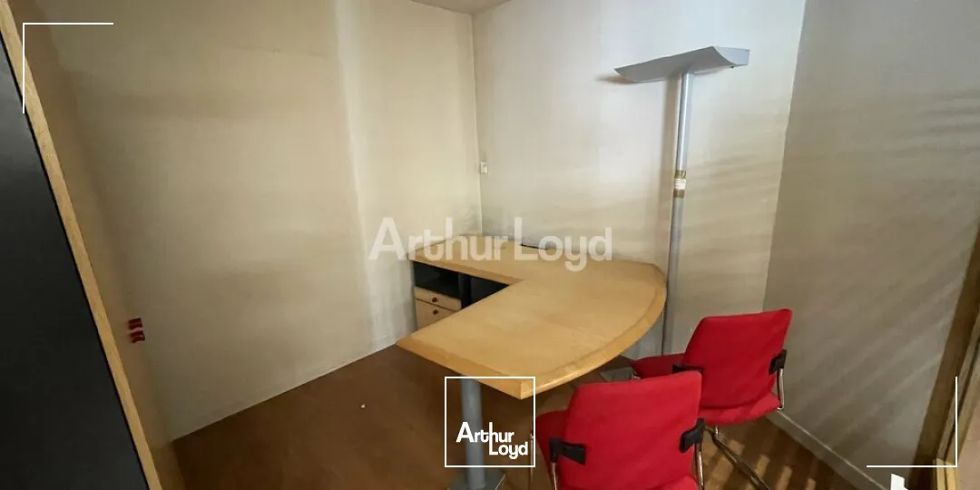 Local Commercial 147 m2 sur axe passant