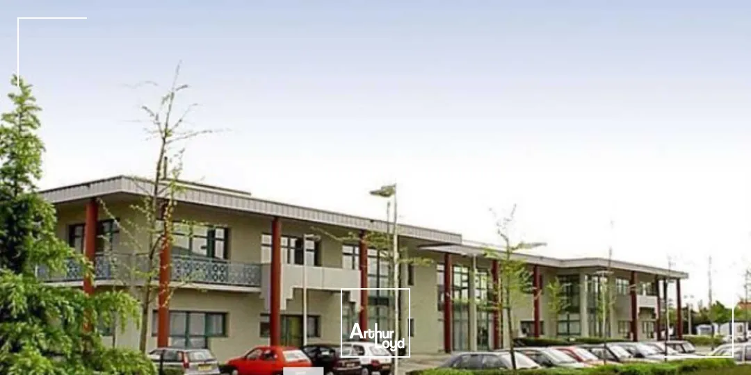 A louer - ACTIVILLAGE - Bureaux lumineux - Bron