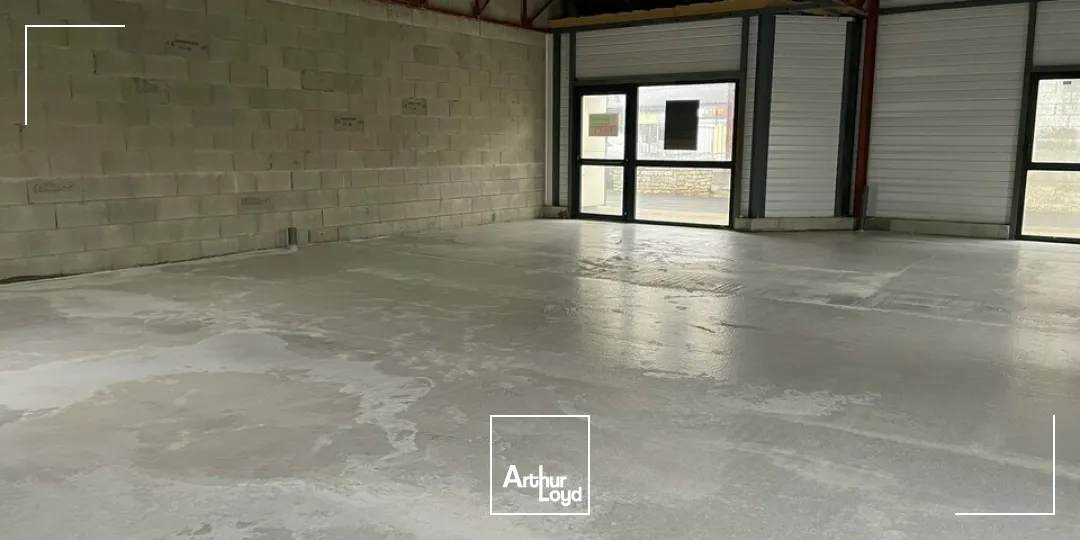 LOCAL D'ACTIVITÉ PRÊT À L'EMPLOI À NIORT