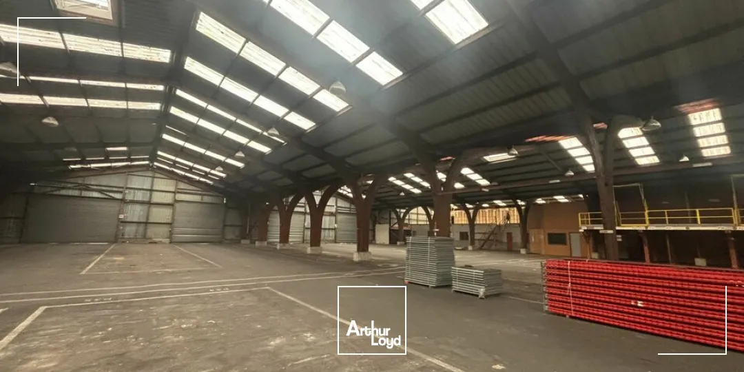 BÂTIMENT D'ACTIVITÉ À VENDRE  EMPLACEMENT STRATEGIQUE A FORT PASSAGE  2x2 VOIES LA ROCHE-SUR-YON / BOURNEZEAU (RD 948)