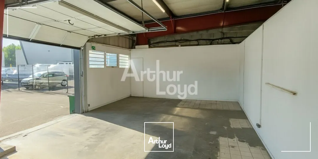 A LOUER Local d'activités / Dépôt