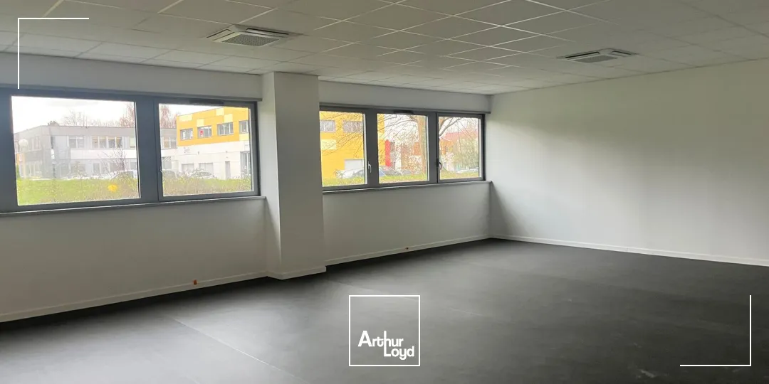 Bureaux à vendre à MONT SAINT AIGNAN 76130