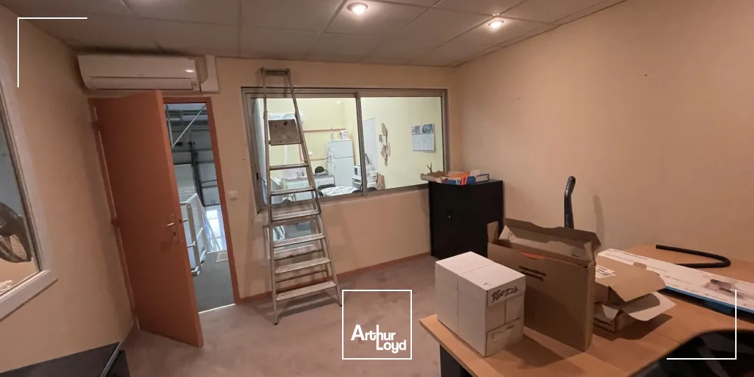 A LOUER - Local d'activité Idéal Artisan 