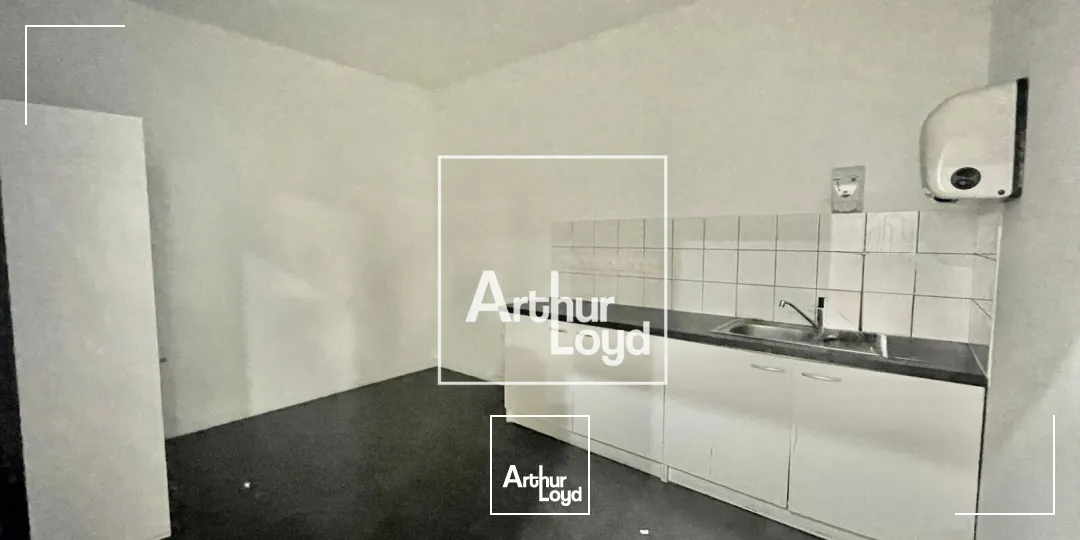 LOCATION COMMERCE ATYPIQUES- MONTPELLIER CENTRE 360 M2