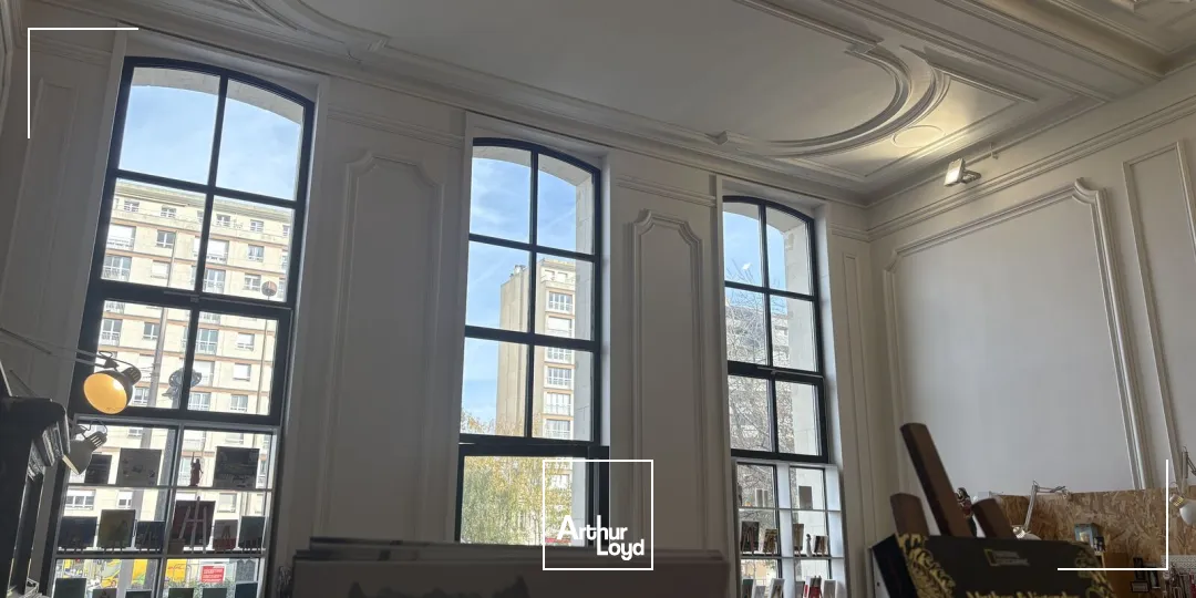 A LOUER LOCAL COMMERCIAL BOULEVARD ORLEANS