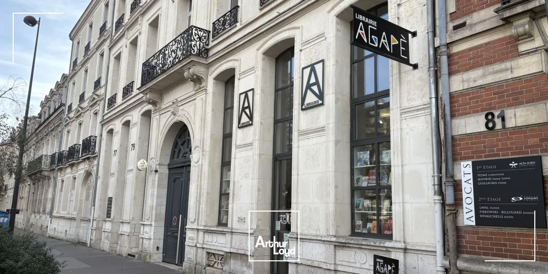 A LOUER LOCAL COMMERCIAL BOULEVARD ORLEANS