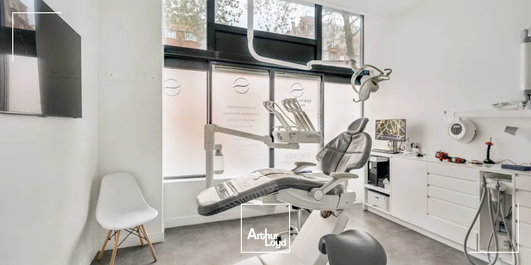 Bureaux à vendre ou à louer à PARIS 75015