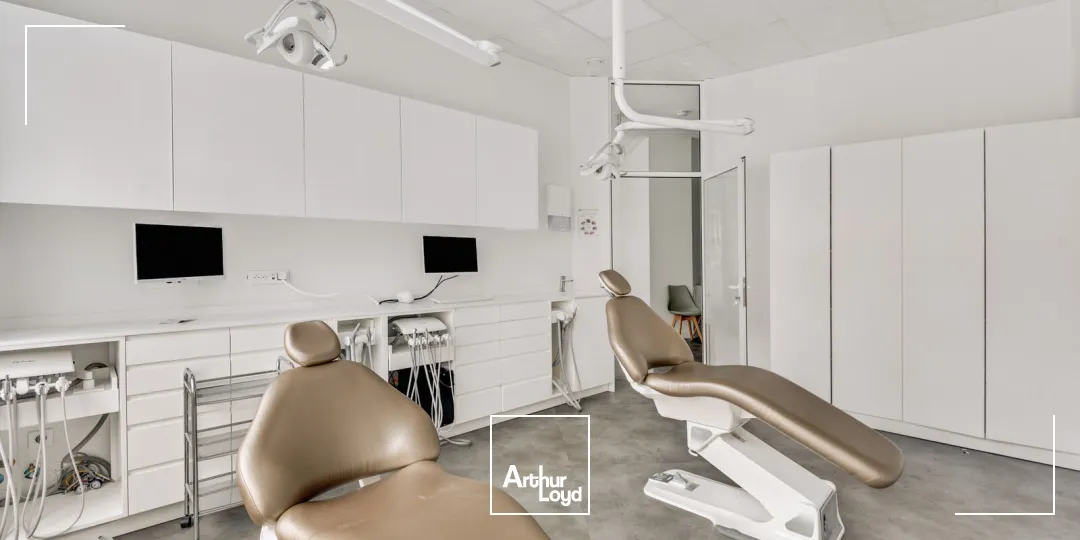 Bureaux à vendre ou à louer à PARIS 75015