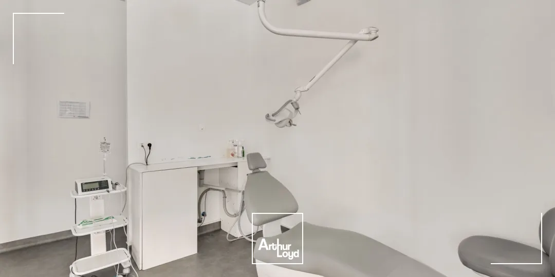 Bureaux à vendre ou à louer à PARIS 75015