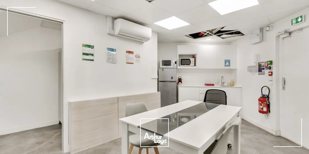 Bureaux à vendre ou à louer à PARIS 75015