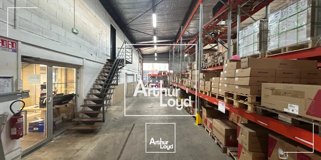 Entrepôt logistique et bureaux à louer dans la zone d'activité économique du CAPISCOL à Béziers
