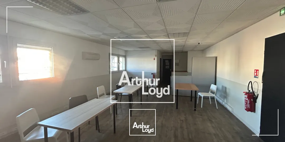 Entrepôt logistique et bureaux à louer dans la zone d'activité économique du CAPISCOL à Béziers