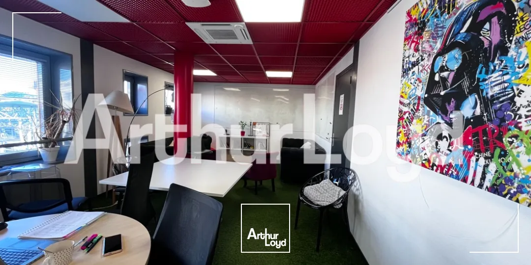 À LOUER - Plateau de bureaux aménagés et cloisonnés - 510 m²