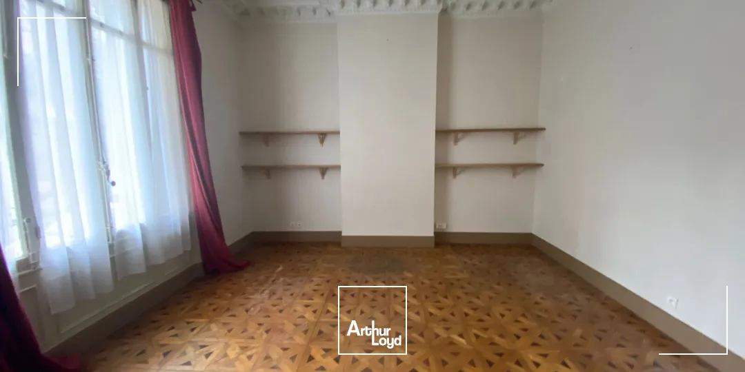 Bureaux à louer avec terrasse et jardin - Paradis / Périer - 13008 Marseille