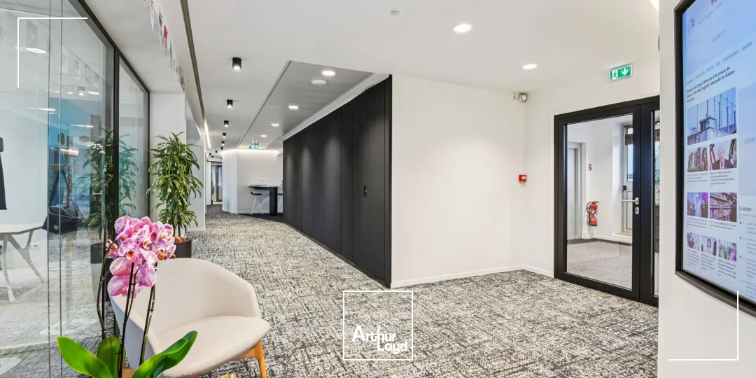 Bureaux à vendre Paris 8 é étage élevé avec vues exceptionnelles - QCA