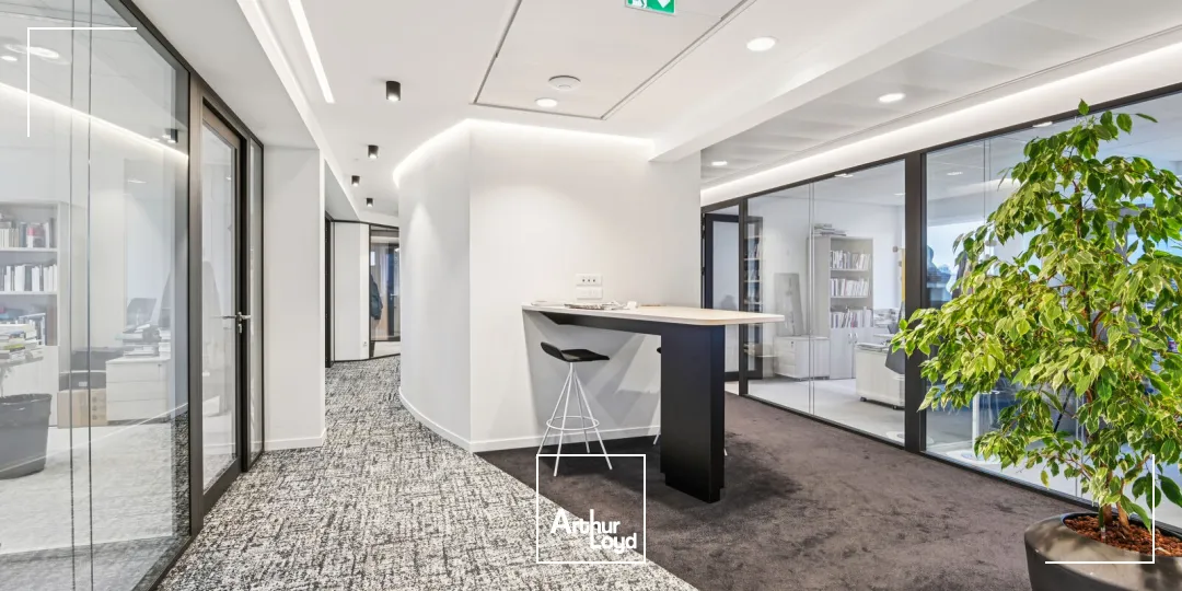 Bureaux à vendre Paris 8 é étage élevé avec vues exceptionnelles - QCA