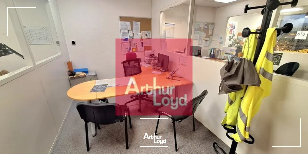 CLERMONT-FERRAND ZI BREZET A LOUER BUREAUX 220 M² 