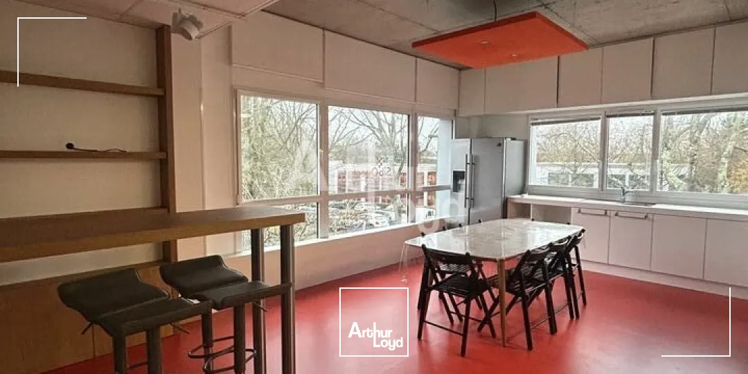 SAINT GREGOIRE - BUREAUX A LOUER - 278 M²