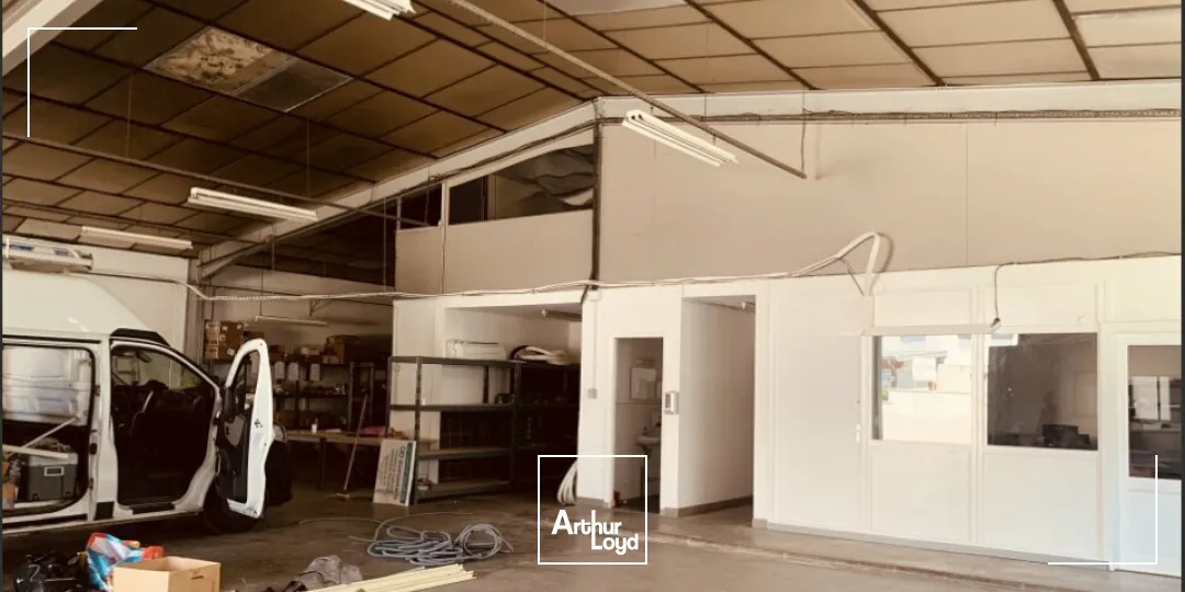 A LOUER LOCAL D ACTIVITE ZA PRINGY/ARGONAY