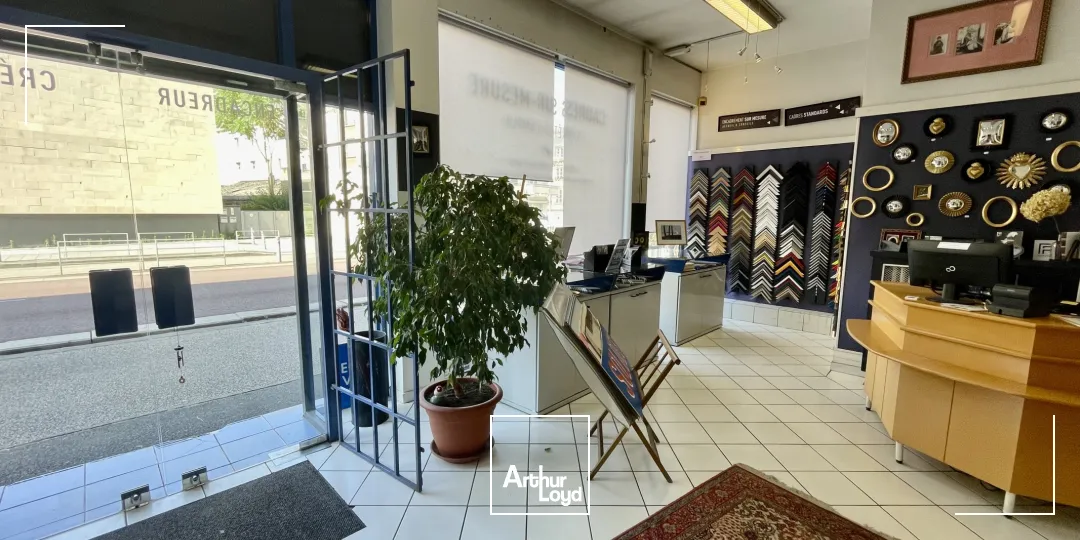 Locaux commerciaux à louer à ROUEN 76000