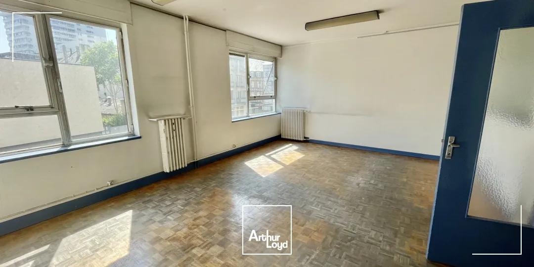 Locaux commerciaux à louer à ROUEN 76000