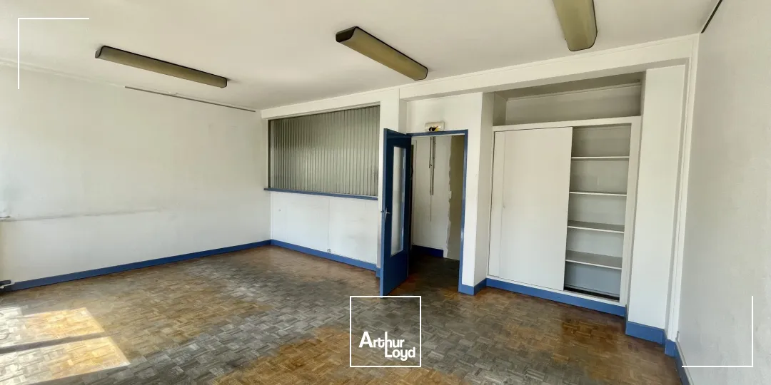 Locaux commerciaux à louer à ROUEN 76000