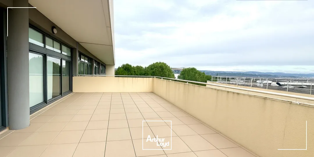 BUREAUX A LOUER AIX LA DURANNE PROCHE DES AXES AUTOROUTIERS