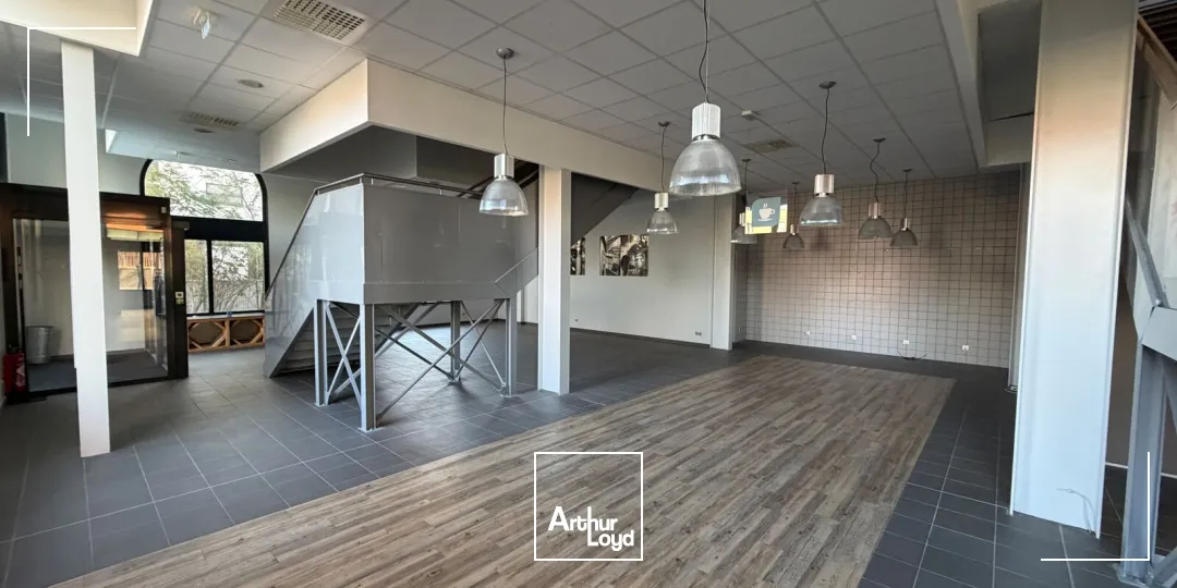 A VENDRE BUREAUX DE 805M² A BOUCHAYER VIALLET GRENOBLE