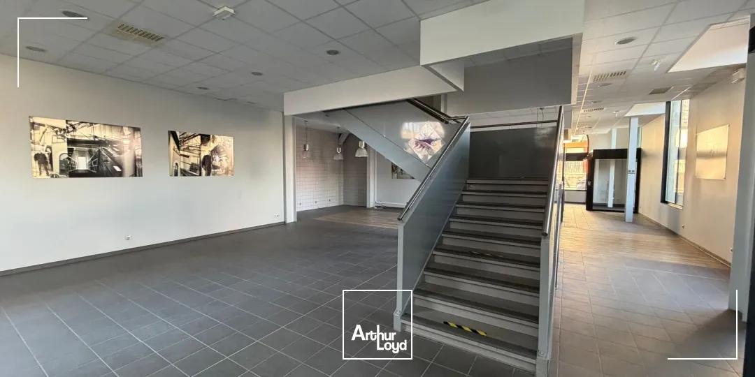 A VENDRE BUREAUX DE 805M² A BOUCHAYER VIALLET GRENOBLE