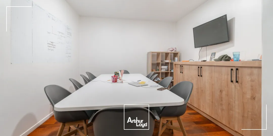 Bureaux à louer à PARIS 75012