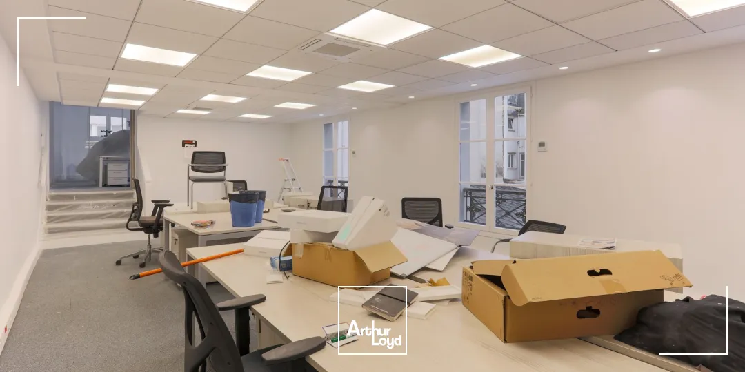 Bureaux - Location - PARIS - 75010 - 125-606 - 7568213