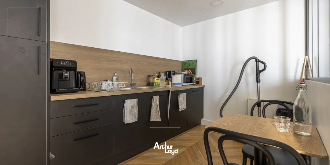 Bureaux à louer à PARIS 75010