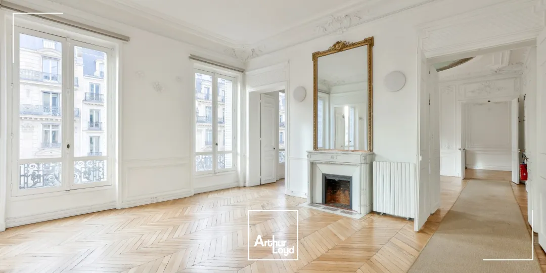 Bureaux à louer à PARIS 75001