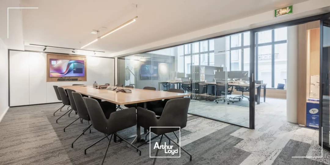 Bureaux à louer à PARIS 75008