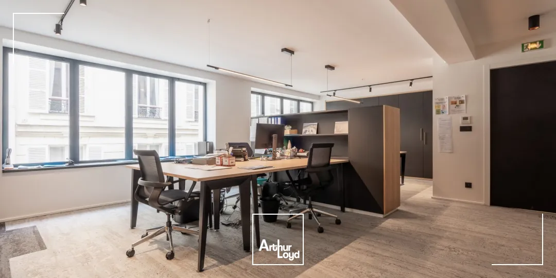 Bureaux à louer à PARIS 75008