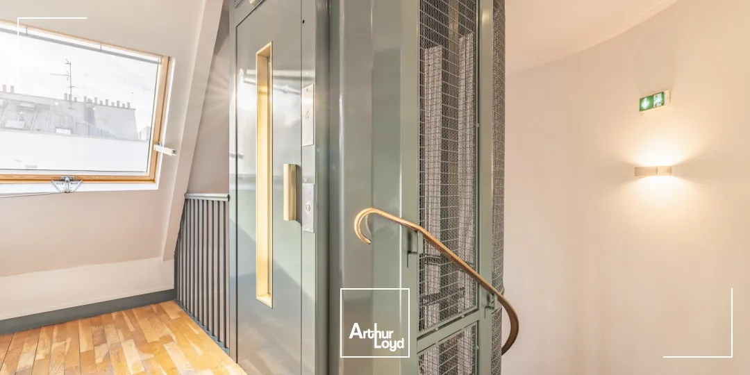 Bureaux à louer à PARIS 75009