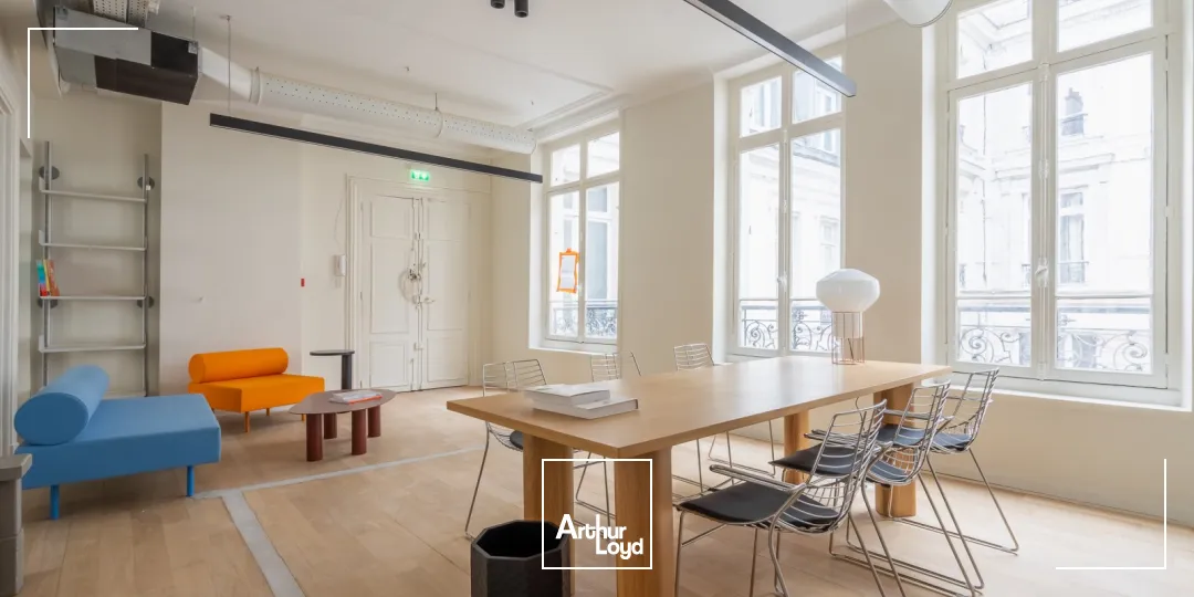 Bureaux à louer à PARIS 75009
