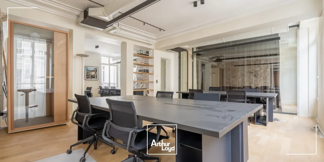 Bureaux à louer à PARIS 75009
