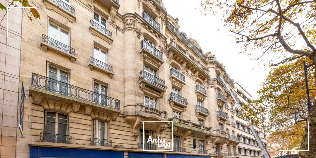 Bureaux à vendre à PARIS 75012