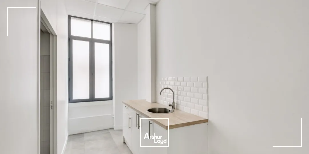 Locaux commerciaux à vendre à PARIS 75012