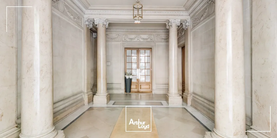 Locaux commerciaux à vendre à PARIS 75012