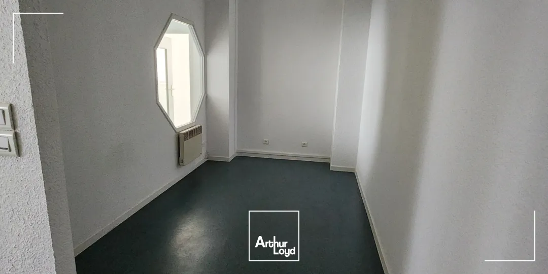 Location bureaux Belfort - 133,35 m2 - Proche gare et centre commercial