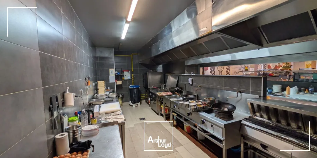 CESSION DROIT AU BAIL - BÂTIMENT INDÉPENDANT 1&nbsp;204 M² - EXTRACTION / PARKING SOUS-SOL / ERP - PONTOISE (95)